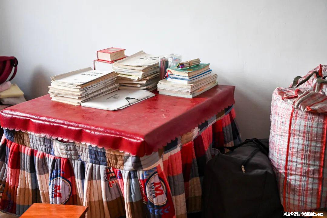 全网追的“扁担女孩”,找了一份暑假工,时薪12元 - 上饶生活资讯 - 上饶28生活网 sr.28life.com